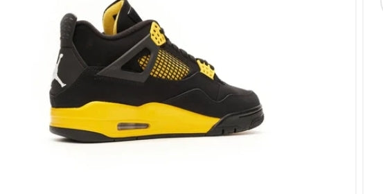 Air Jordan 4 Retro'Thunder' - Black / Tour Yellow